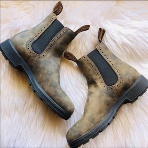 Blundstone high top boots